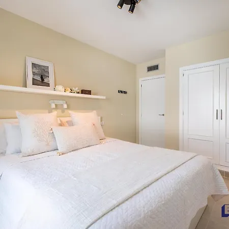 Apartman Casa Nira - Premium 3br Seaviews Pool *